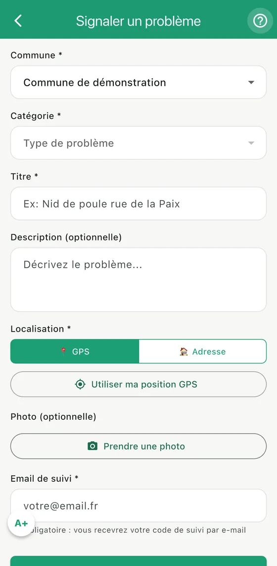 Écran du formulaire de signalement dans Ma Ville Citoyenne : localisation, description et photo du problème